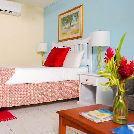 Palm Garden Hotel Barbados Bridgetown Exterior foto