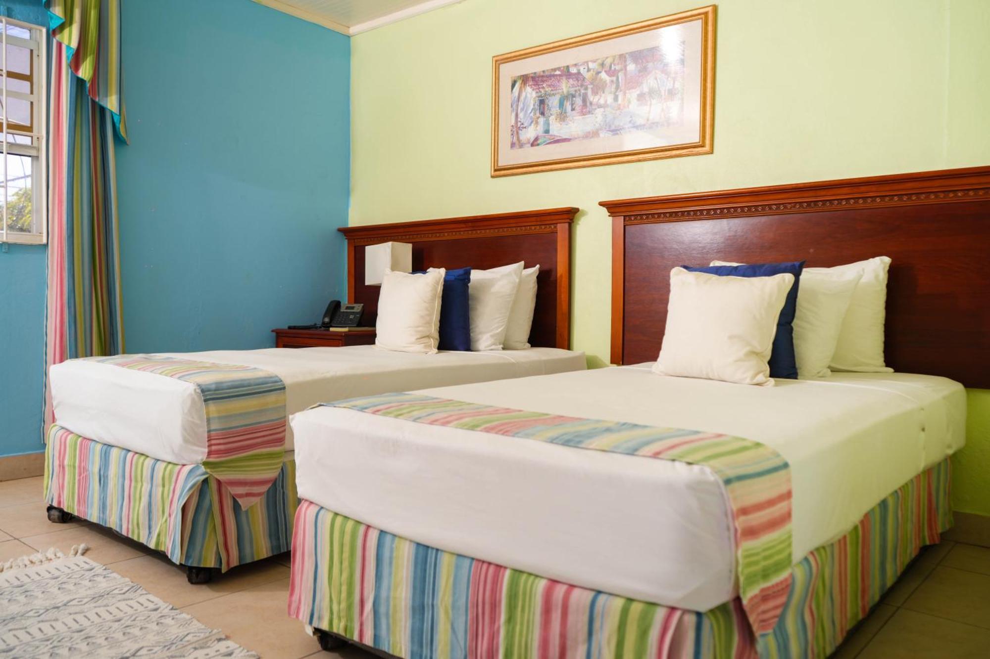 Palm Garden Hotel Barbados Bridgetown Exterior foto
